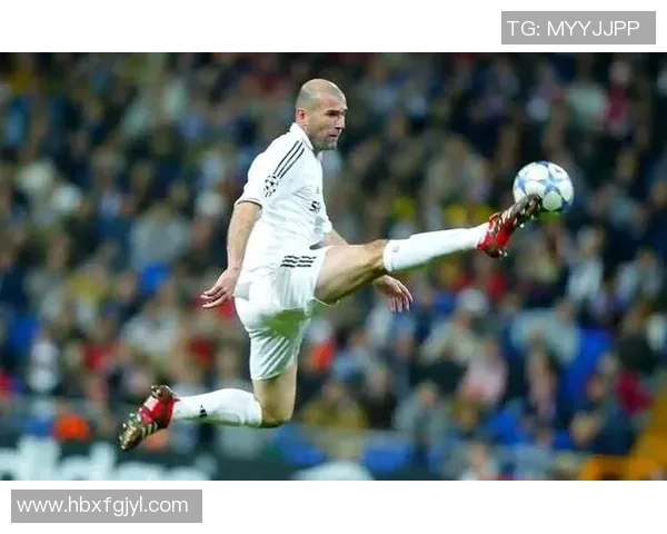 球星专辑:探索足球传奇人物的辉煌历程与传奇时刻 球星专辑:探索足球传奇人物的辉煌历程与传奇时刻